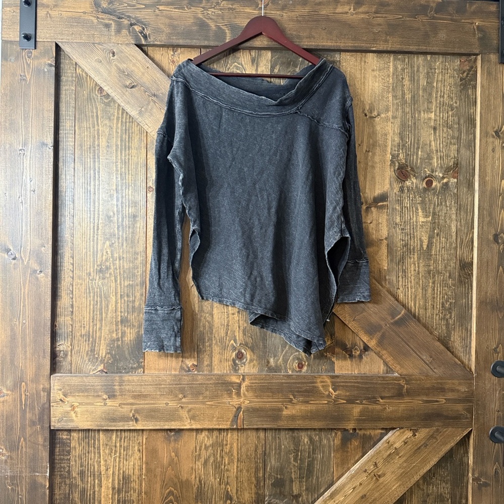 FREE PEOPLE To The Right Off Shoulder Top - Picture 3 of 11
